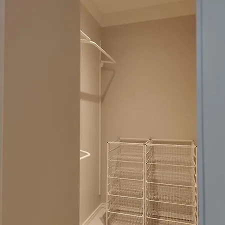 Urban & Stylish 1Br By The Metro شقة هلسنكي