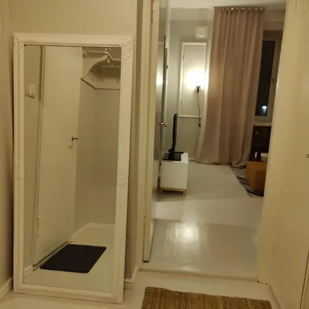 Urban & Stylish 1Br By The Metro * Helsinki